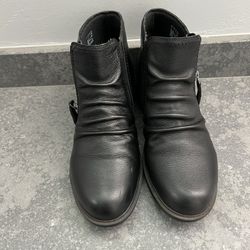 Women’s Clarks Ankle Zip Boots