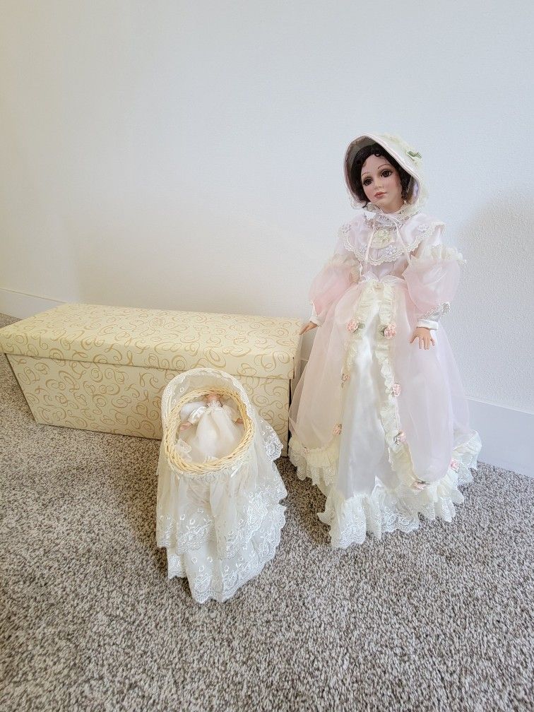 1997 Rare Music Box 22" Porcelain Doll