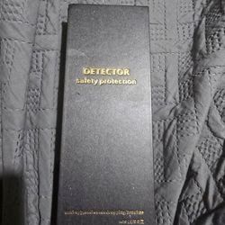 Bug &Hidden Camera Detector