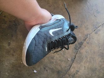 Nike court Zoom NXT black n white