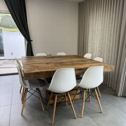 Solid Wood dining table and 8 Chairs 