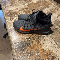 New Nike Tennis Shoes/ Mens Size 13