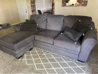 Couch with dual positioned chase