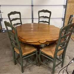 Round  Breakfast Table Solid Wood With 5 Chairs