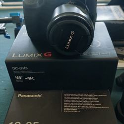 Panasonic Lumix GH5 Mirrorless DSLR Camera With Lens And Extra Accessories 