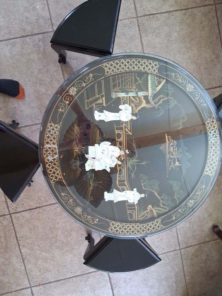 Oriental Coffee Table With Four Stools