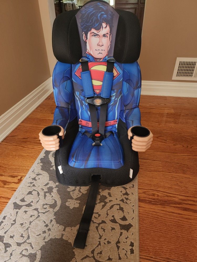 Superman 2-in-1 Harness Booster Car Seat