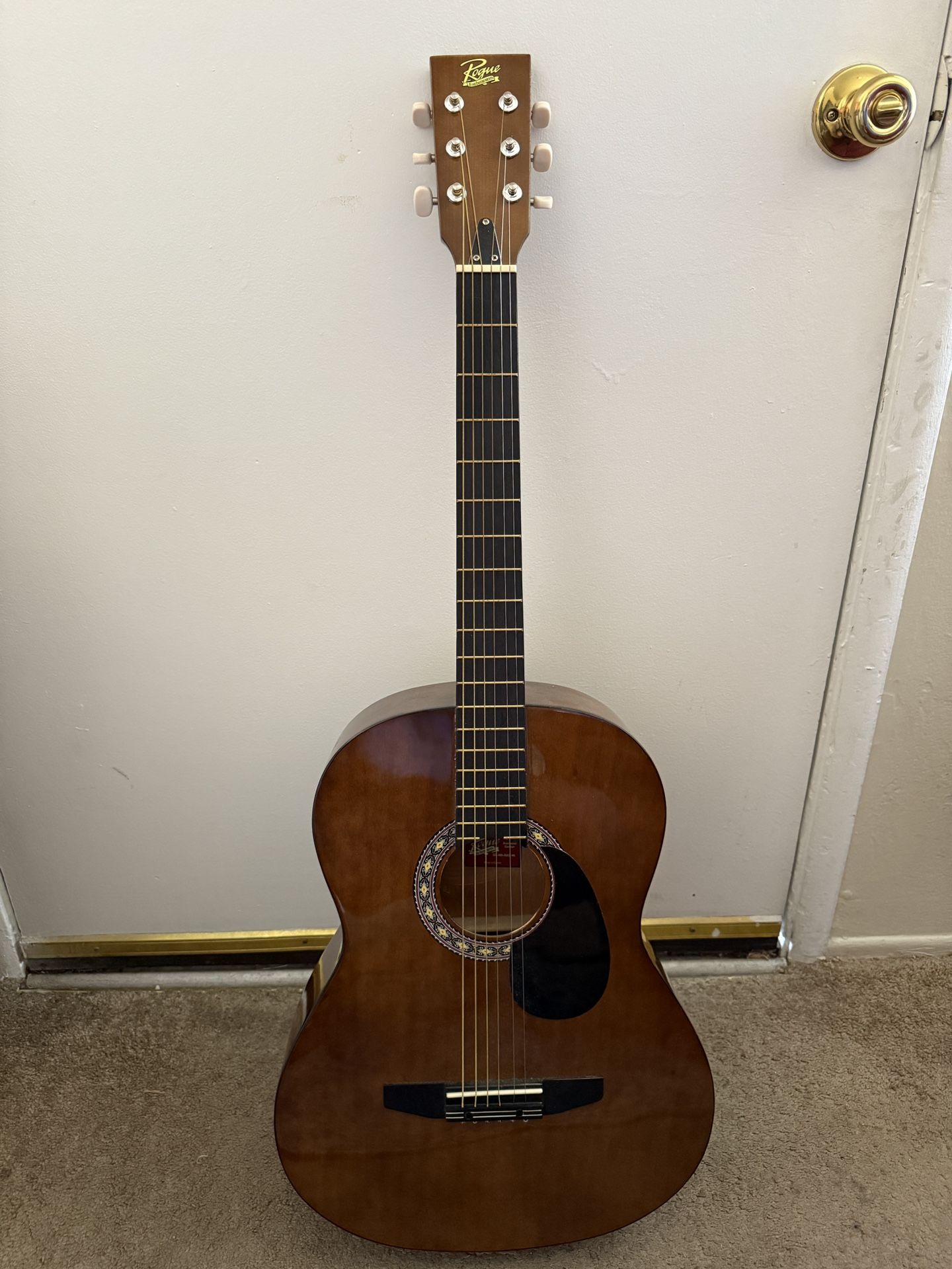 Rogue Acoustic Guitar 3/4 size