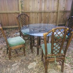 Vintage 50’s Table And 4 Chairs
