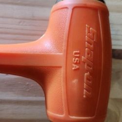  Snap On 40 Oz  Soft Grip Hammer In Orange