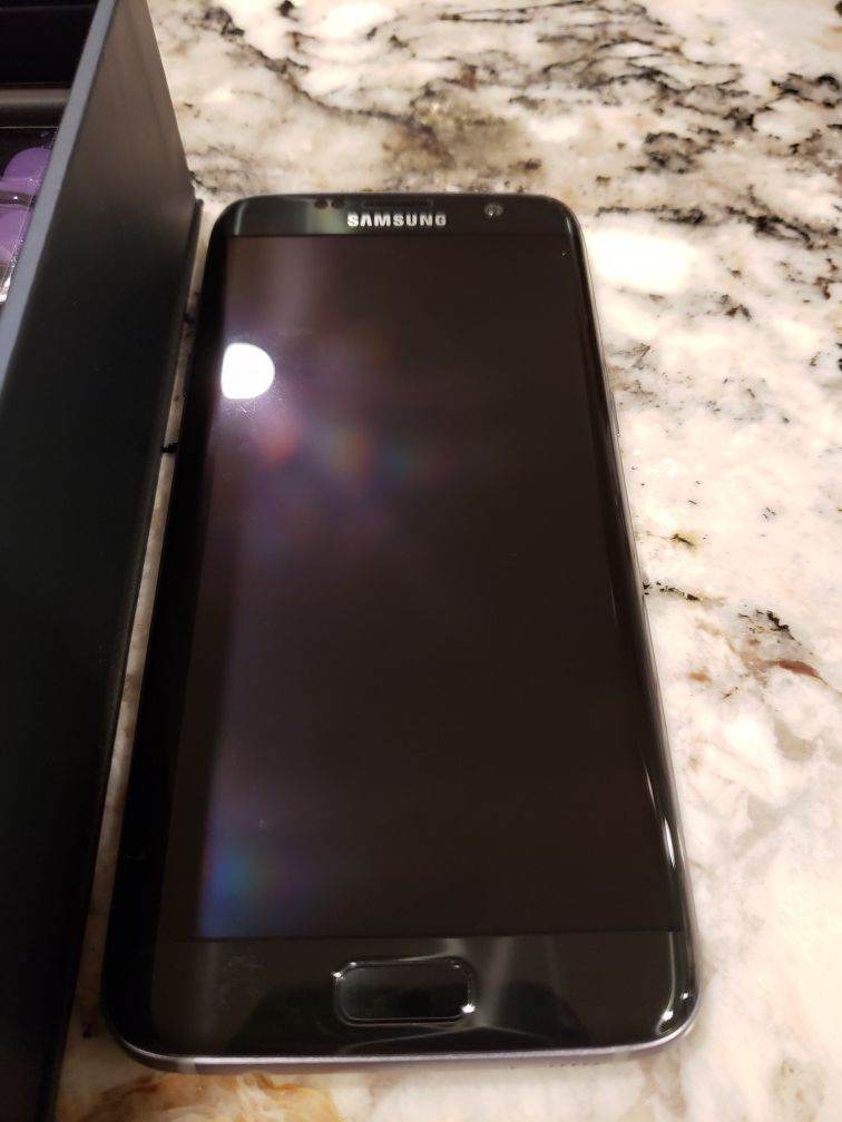 New Galaxy S7 Edge - $300 OBO