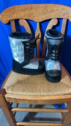 Ralph Lauren Boys Moon Boots Size 13
