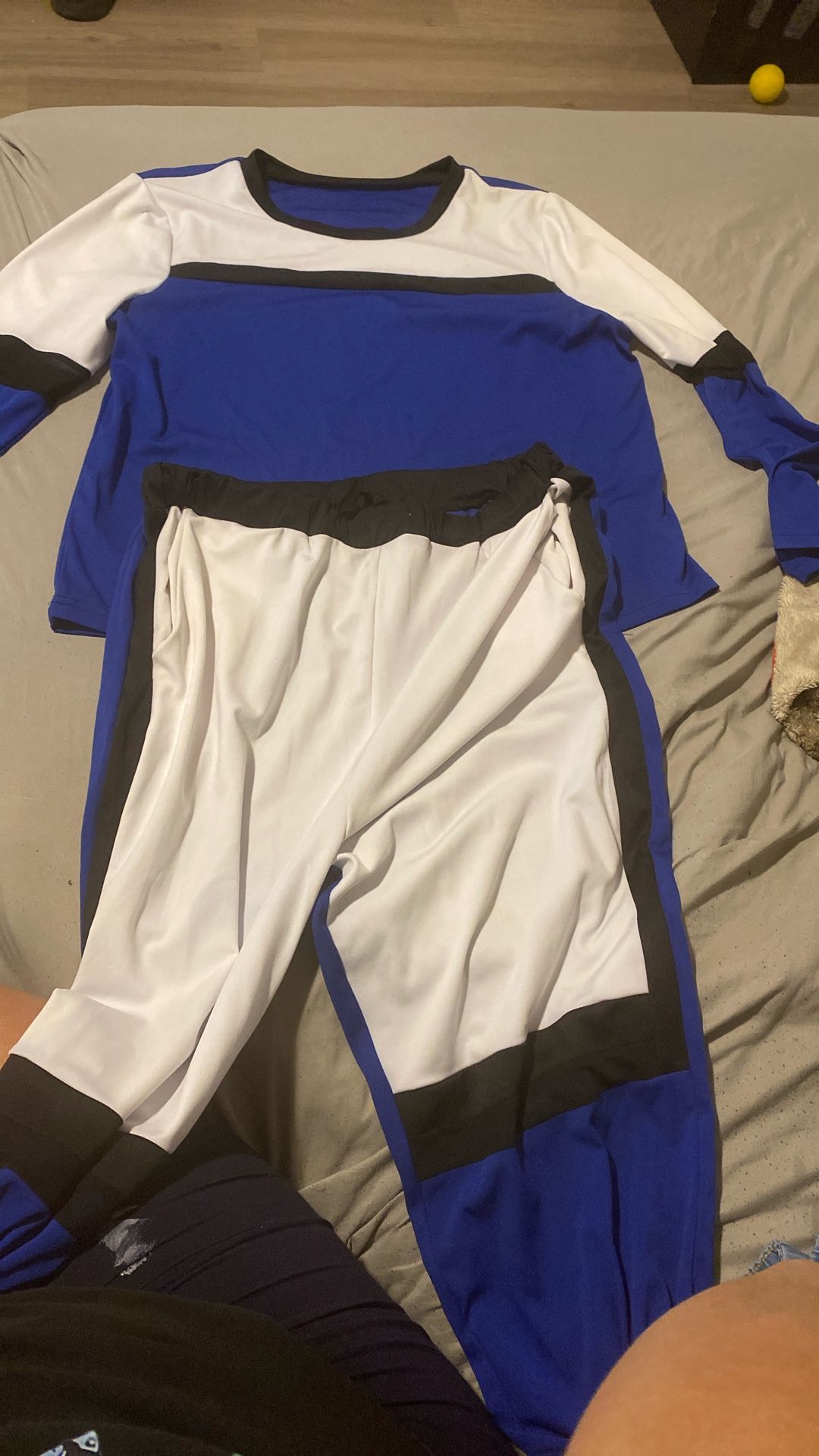 Blue And White Outfit Size 2X