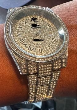 SILVER MENS WATCH