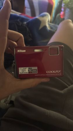 Nikon coolpix s60(works) in used condition
