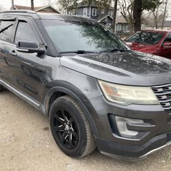 2016 Ford Explorer