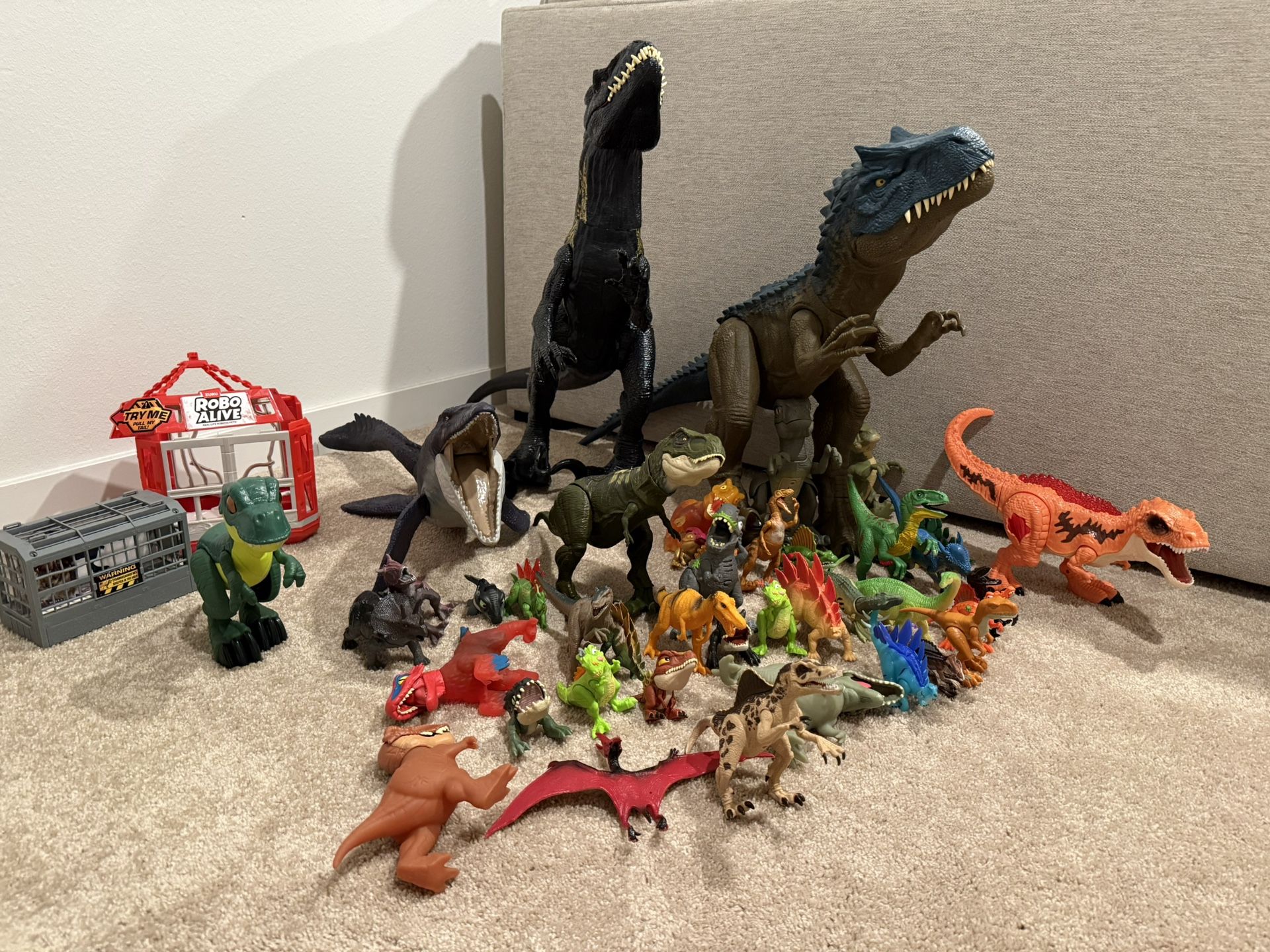 Huge Lot of Dinosaur Toys β Great Condition! π° Price: $100
