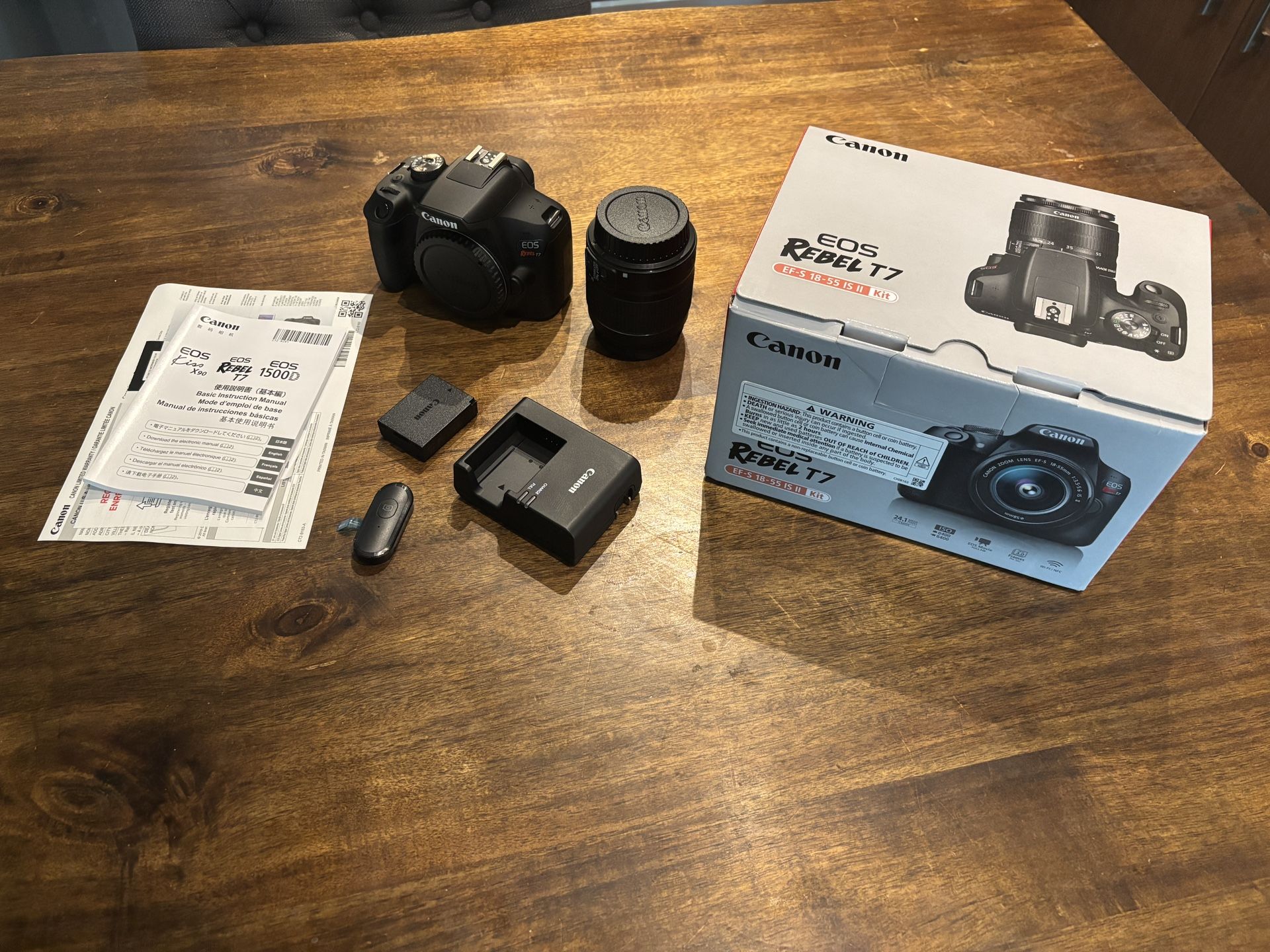 Canon EOS Rebel T7 Camera Kit