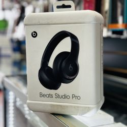 Beats Studio Pro 