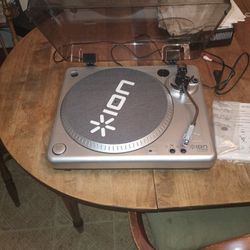 Ion USB Turntable New Never Used ttusb10
