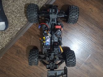Typhoon 3s RC Race Car