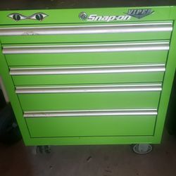 Viper tool storage (5 drawer with wheels)