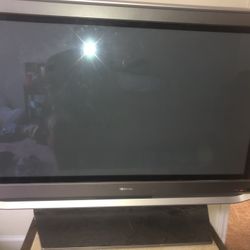 48” Tv