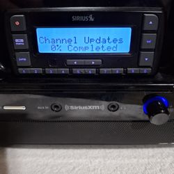 Sirius Xm Receiver And Boom Box Portable Speakers 