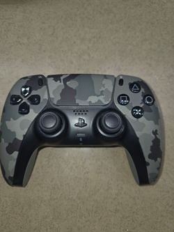 PS5 DualSense Wireless Controller Gray Camo