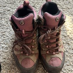 Merrell Hiking Boots 8.5