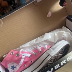Converse Shoes 👟 