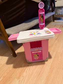 Barbie suitcase toy/maleta juguete