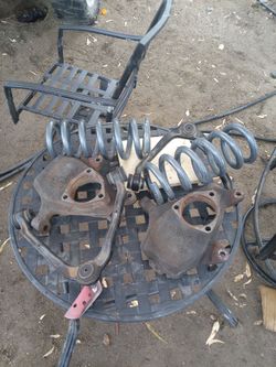 2005 GMC/CHEVY TRUCK FRONT LOWERING SUSPENSION KIT with HEADLIGHTS