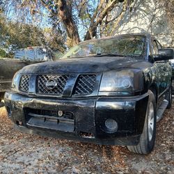 2004 Nissan Armada