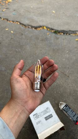 Satco LED 40 W -$10 for 18 boxes