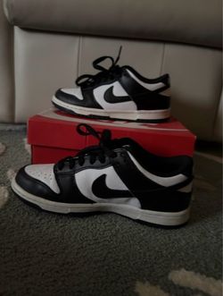Nike Dunk Low black and white
