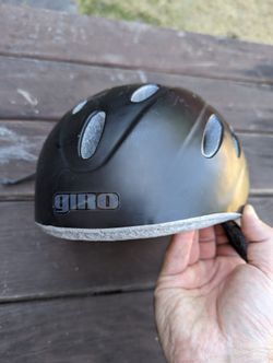 Giro Ski/Snowboard Helmet