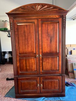 Entertainment Center Ethan Allen