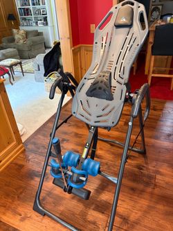 TEETER FIT SPINE X3 INVERSION TABLE. EXCELLENT NEW CONDITION!