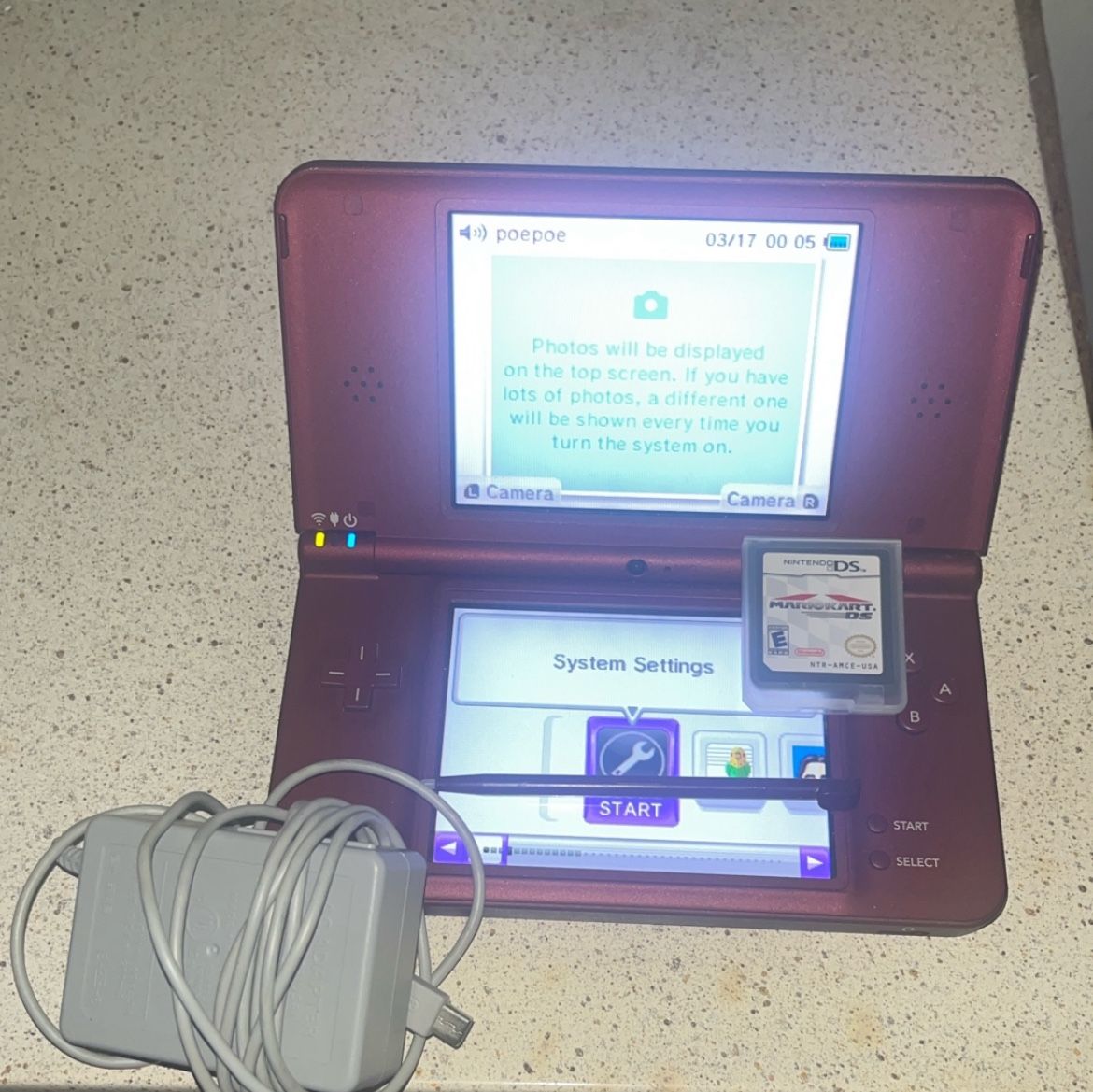Nintendo Dsi Xl (perfect Condition)