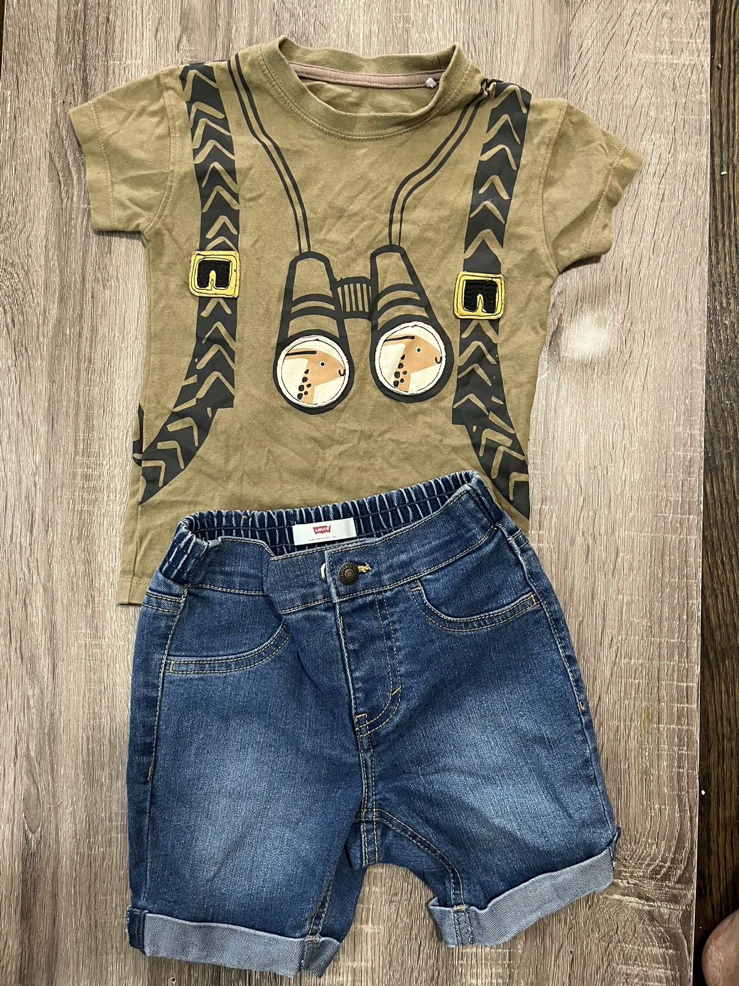 Levi's Denim Shorts & T-Shirt Set