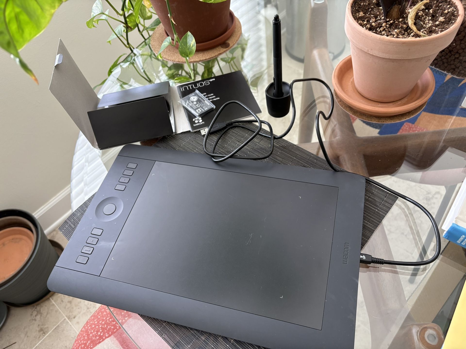 Wacom tablet 11x7.5” Like New