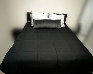 Queen mattress