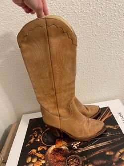 Zodiac 7M Women’s Vintage Cowboy Boots