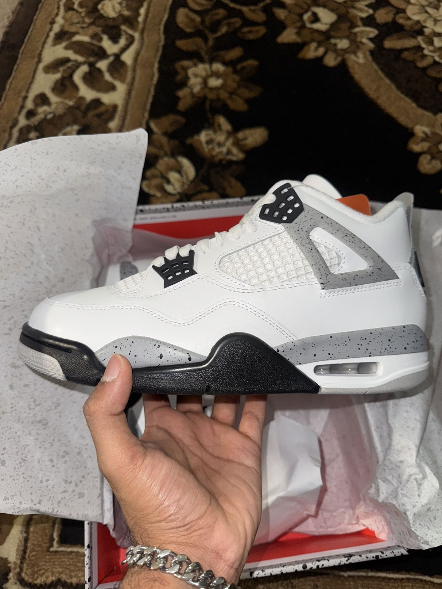 Jordan 4 White Cement