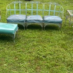 Gorgeous 8- Piece 50’s Vintage Woodard Lounge Set ***** 