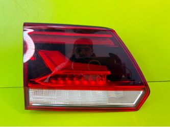 2021 - 2023 VOLKSWAGEN ATLAS LEFT DRIVER SIDE INNER LED TAIL LIGHT OEM