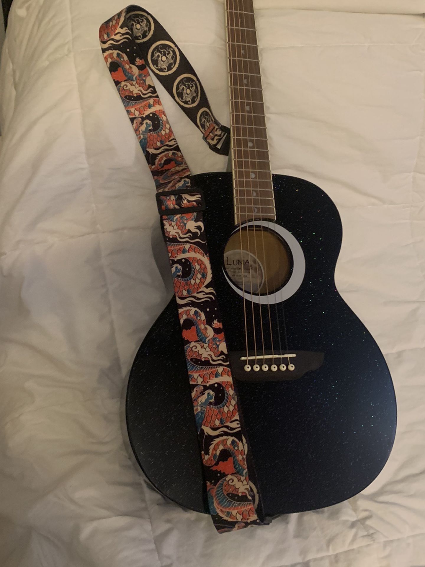 3/4 Luna Black Pearl Guitar