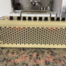 Yamaha THR10 Guitar Amp