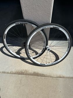 Giant R1800 DT Swiss Ltd Edition Wheelset